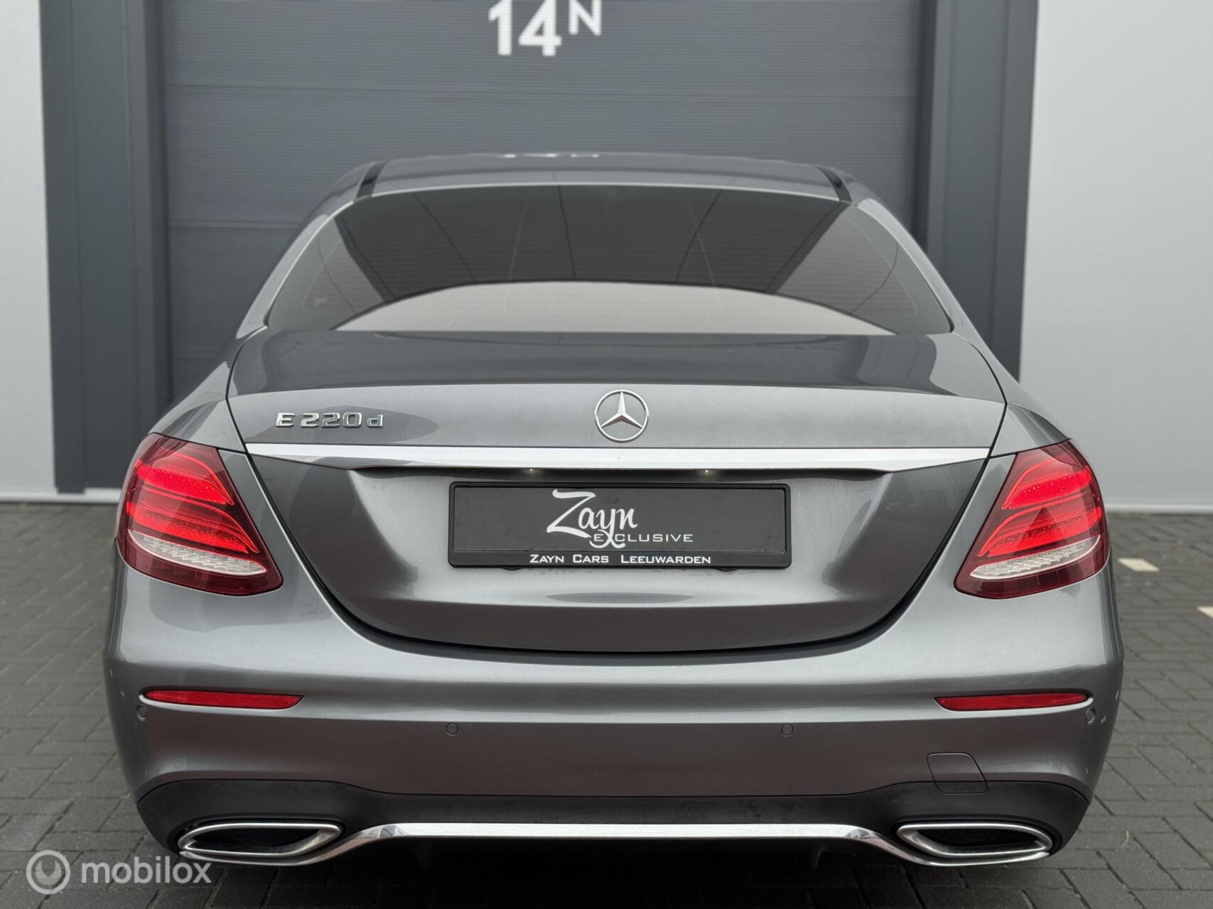 Foto van Mercedes-Benz E 220 D