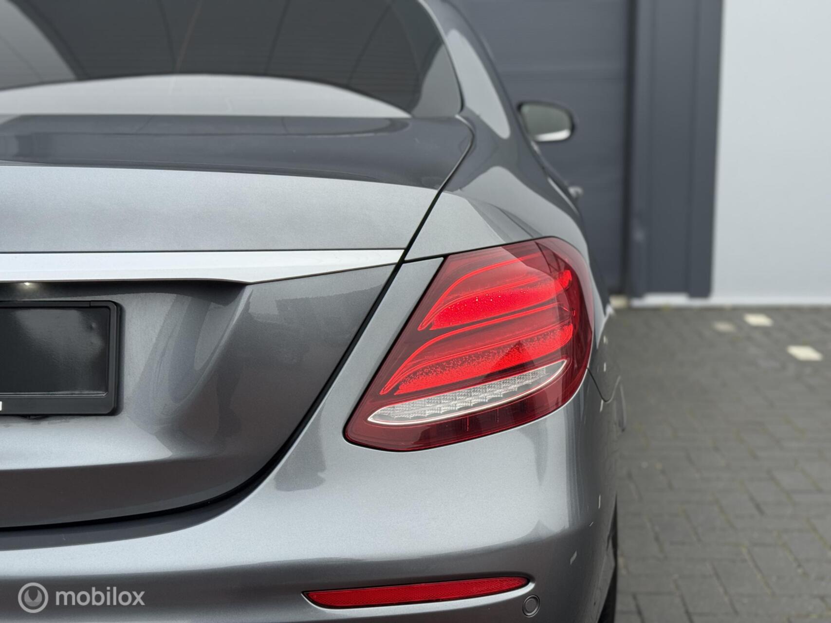 Foto van Mercedes-Benz E 220 D
