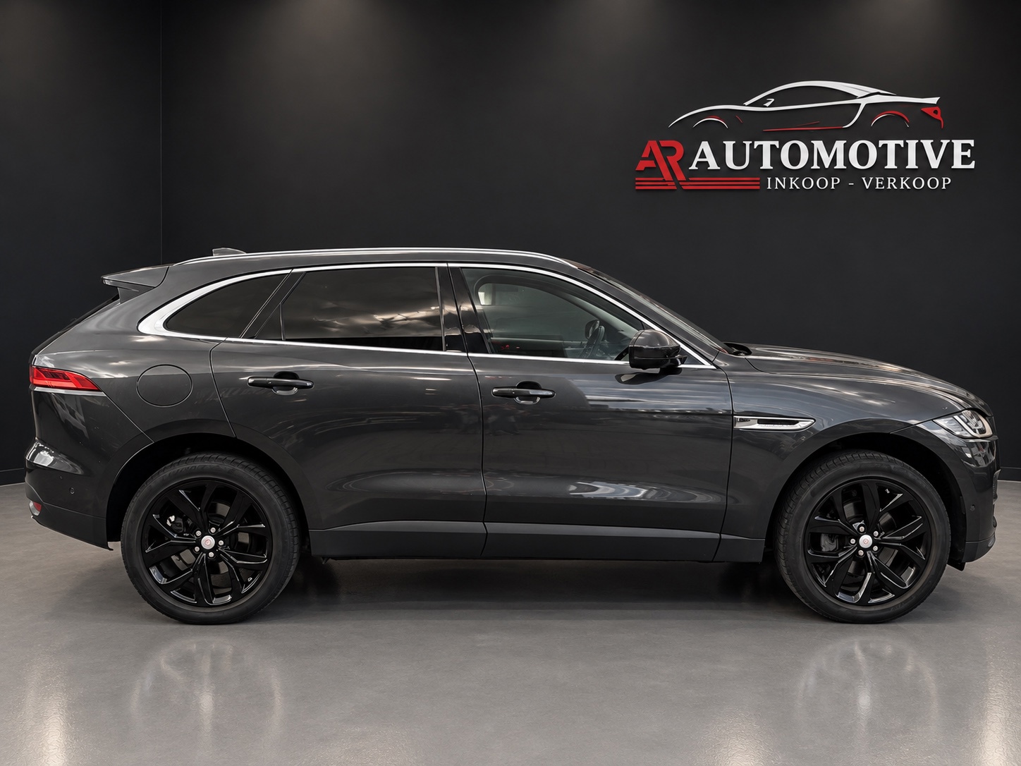 Foto van Jaguar Jaguar F-pace