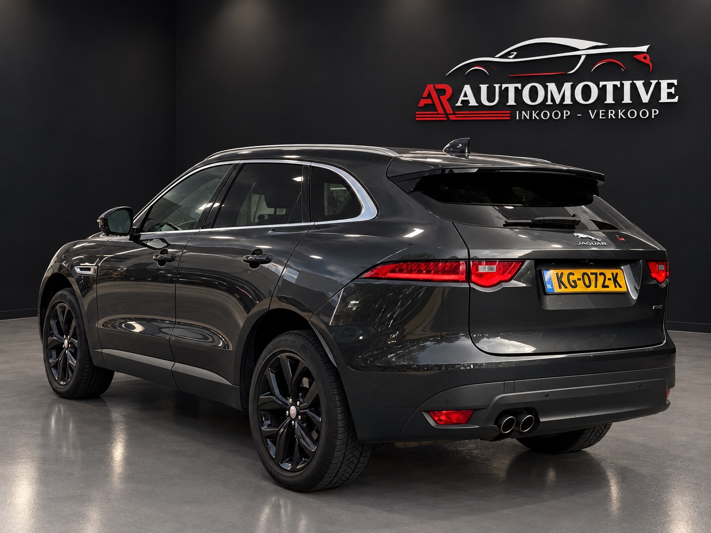 Foto van Jaguar Jaguar F-pace