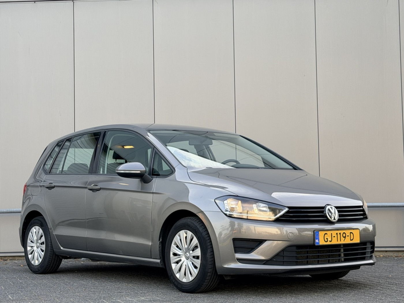 Foto van Volkswagen Golf Sportsvan