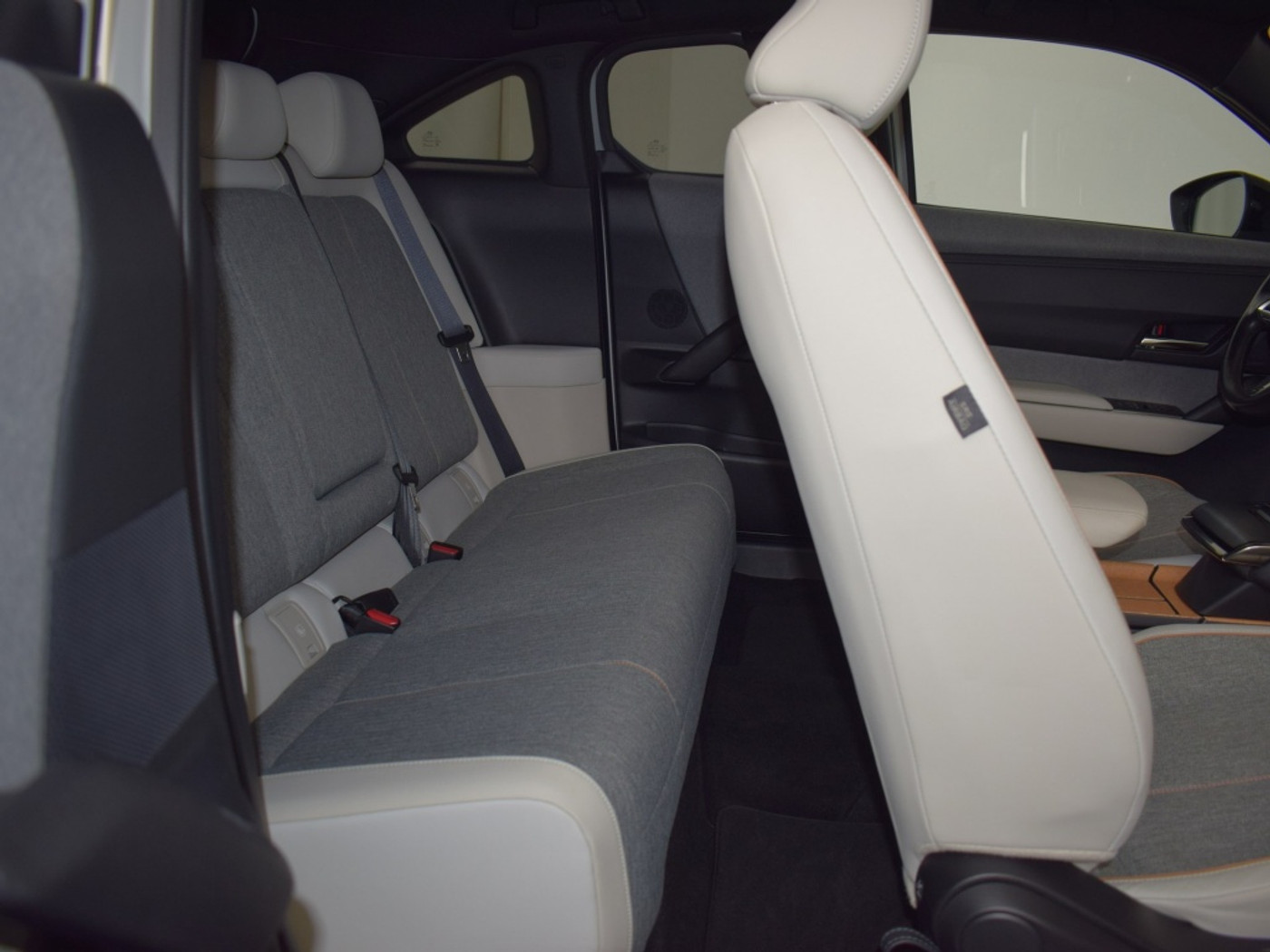 Foto van Mazda Mazda Mx-30