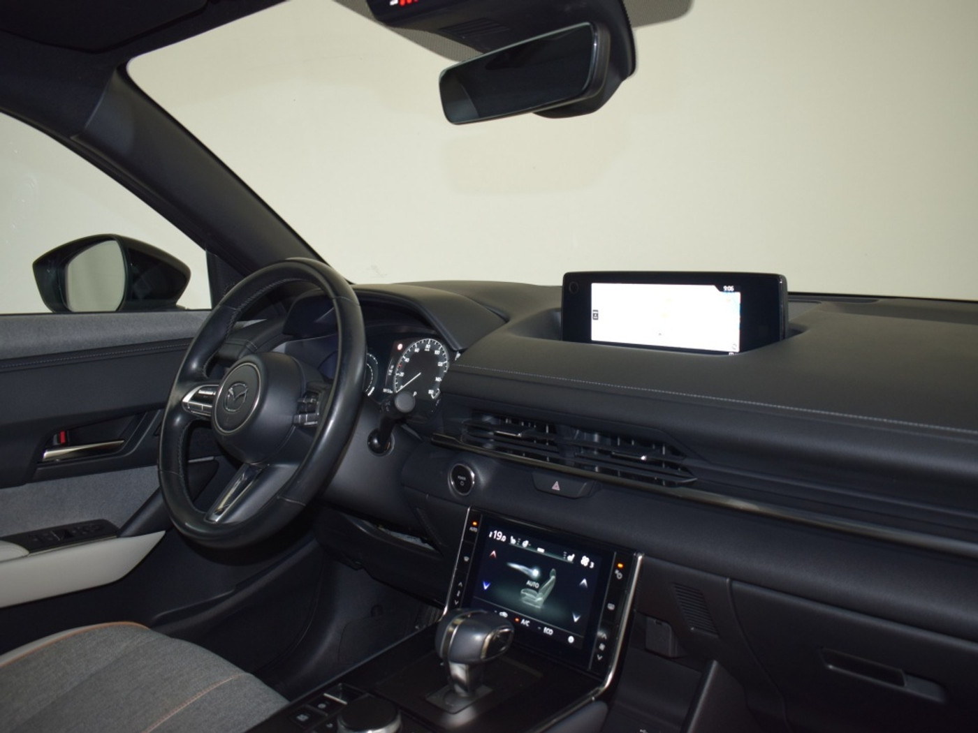 Foto van Mazda Mazda Mx-30