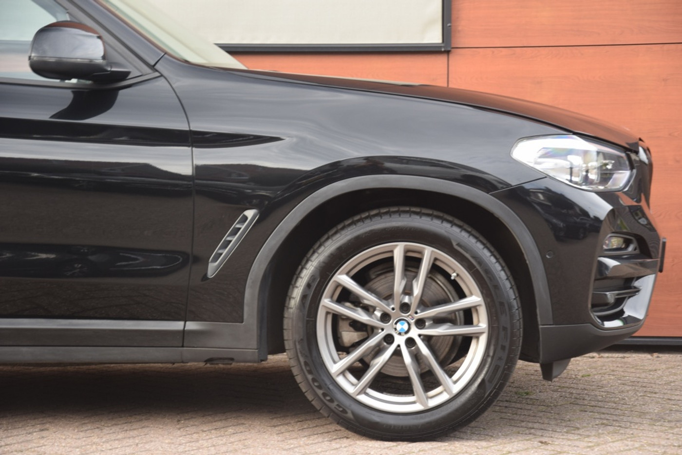 Foto van BMW X3 Xdrive20i