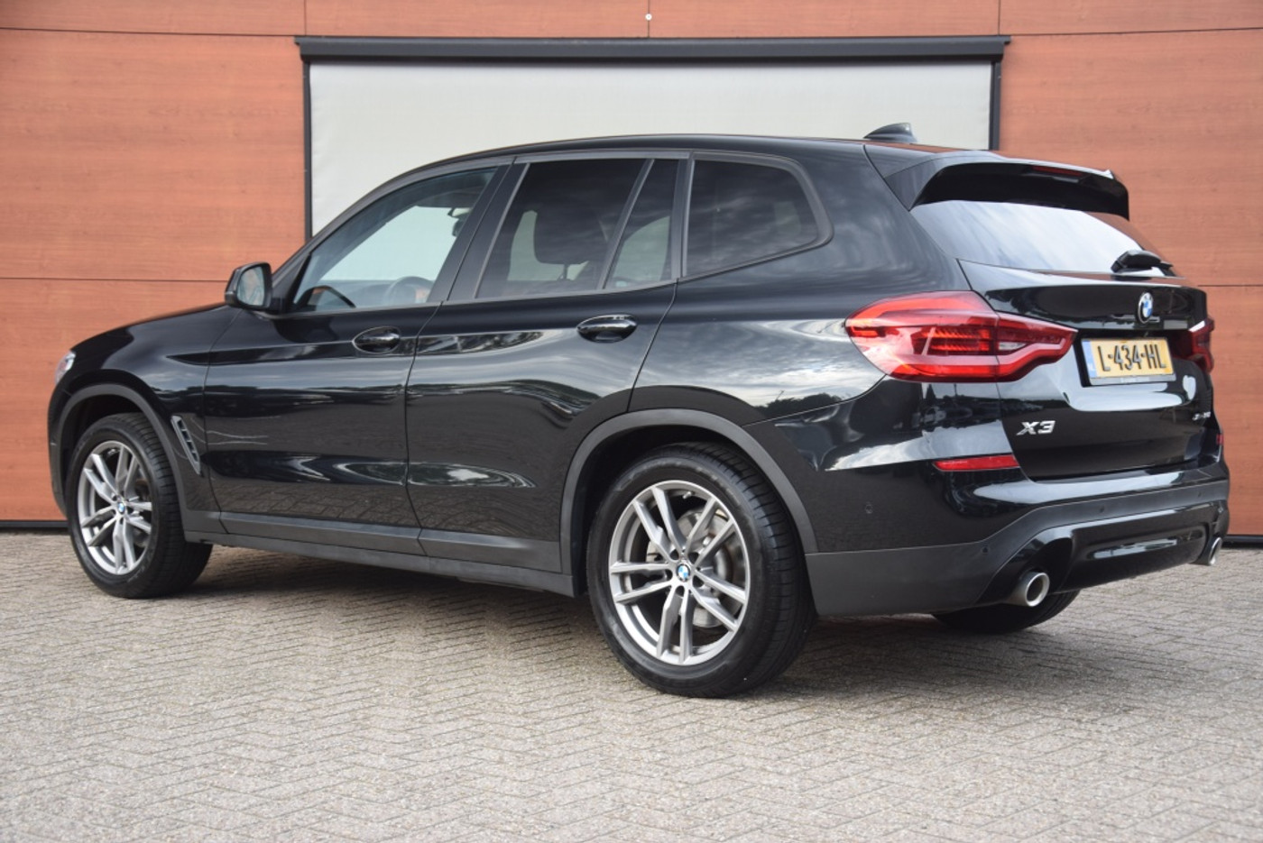 Foto van BMW X3 Xdrive20i