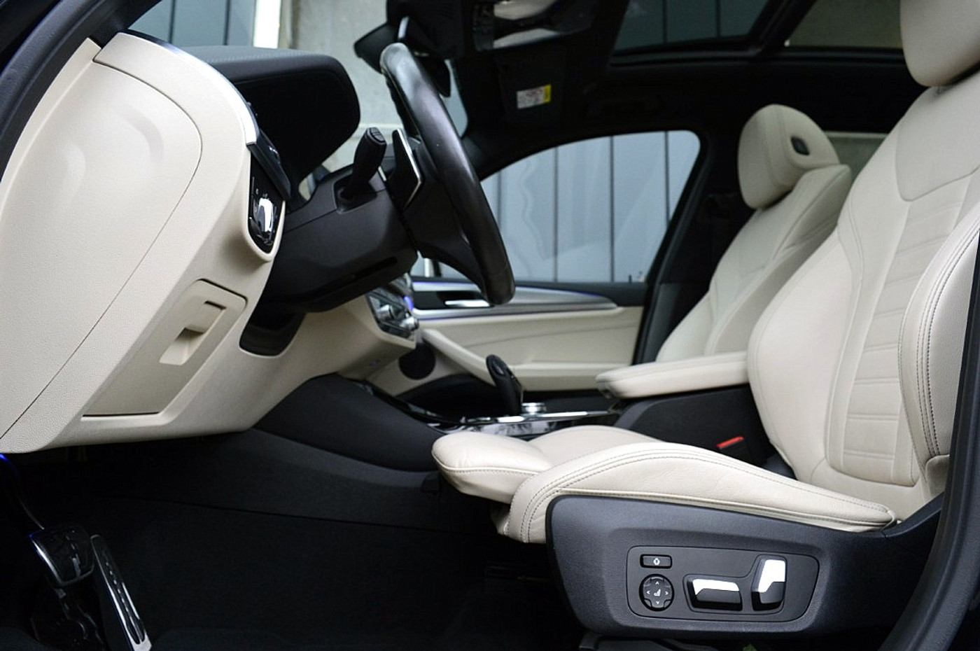 Foto van BMW X3 Xdrive20i