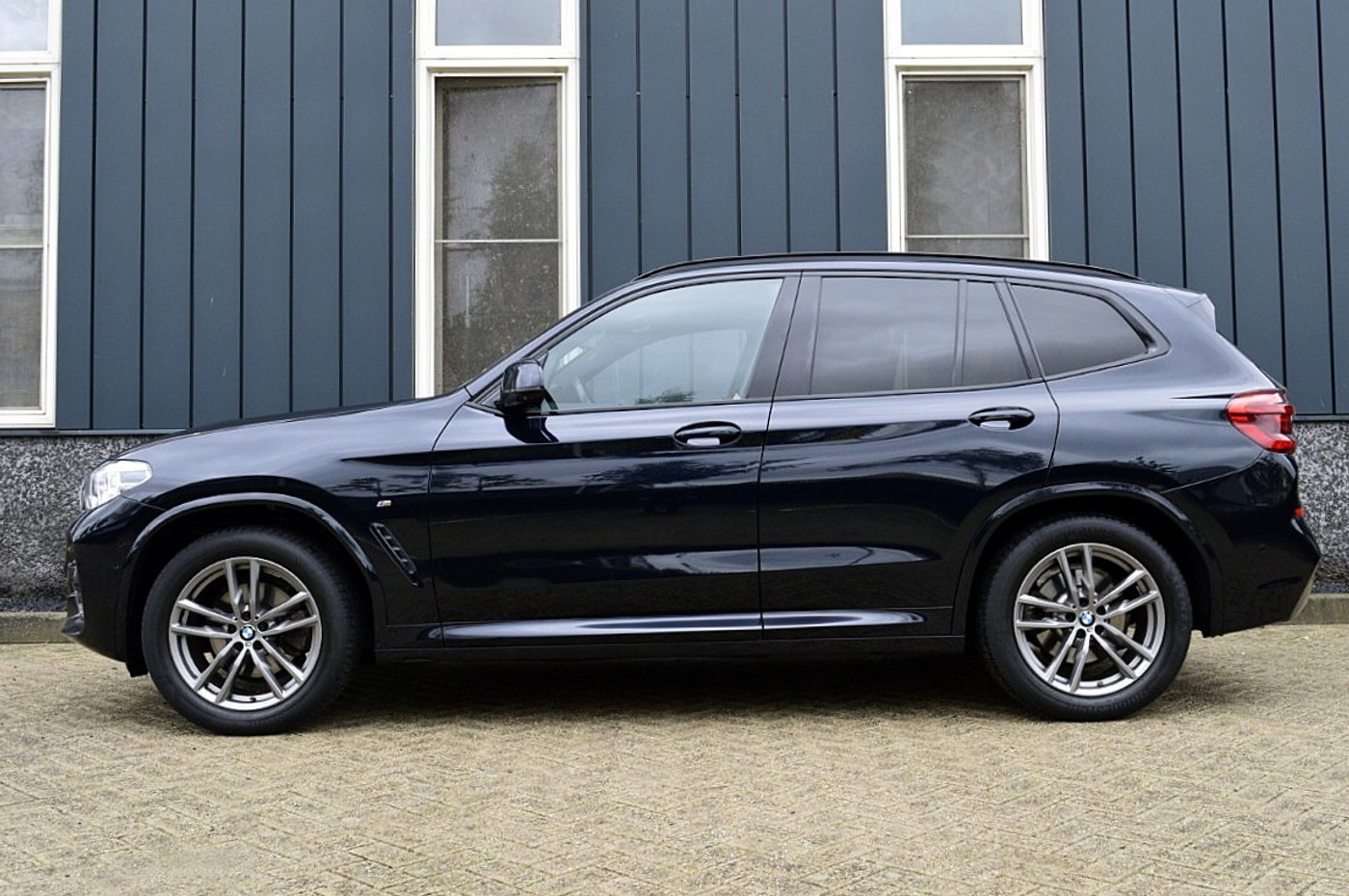 Foto van BMW X3 Xdrive20i