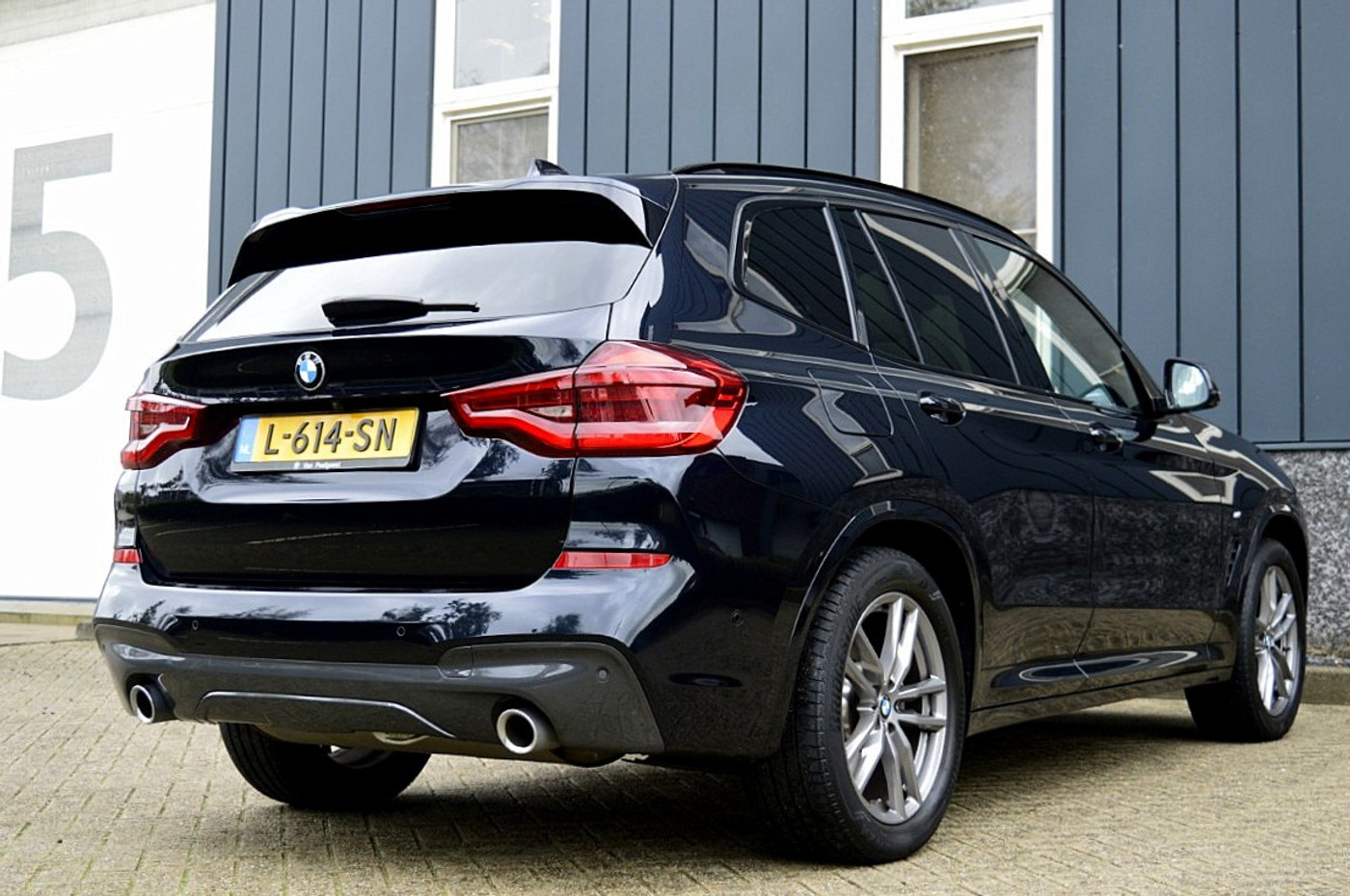 Foto van BMW X3 Xdrive20i