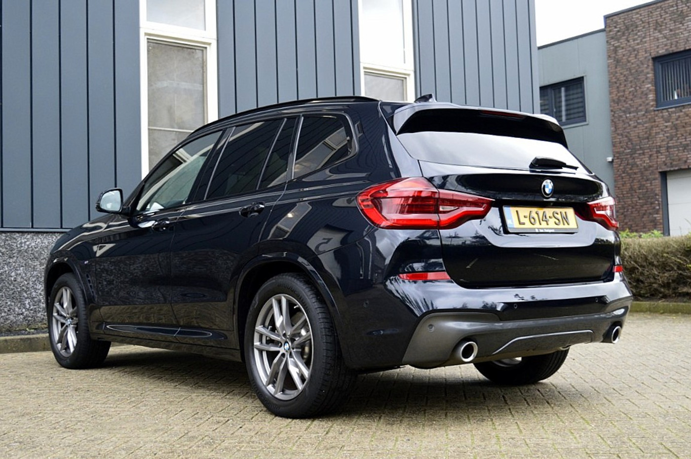 Foto van BMW X3 Xdrive20i