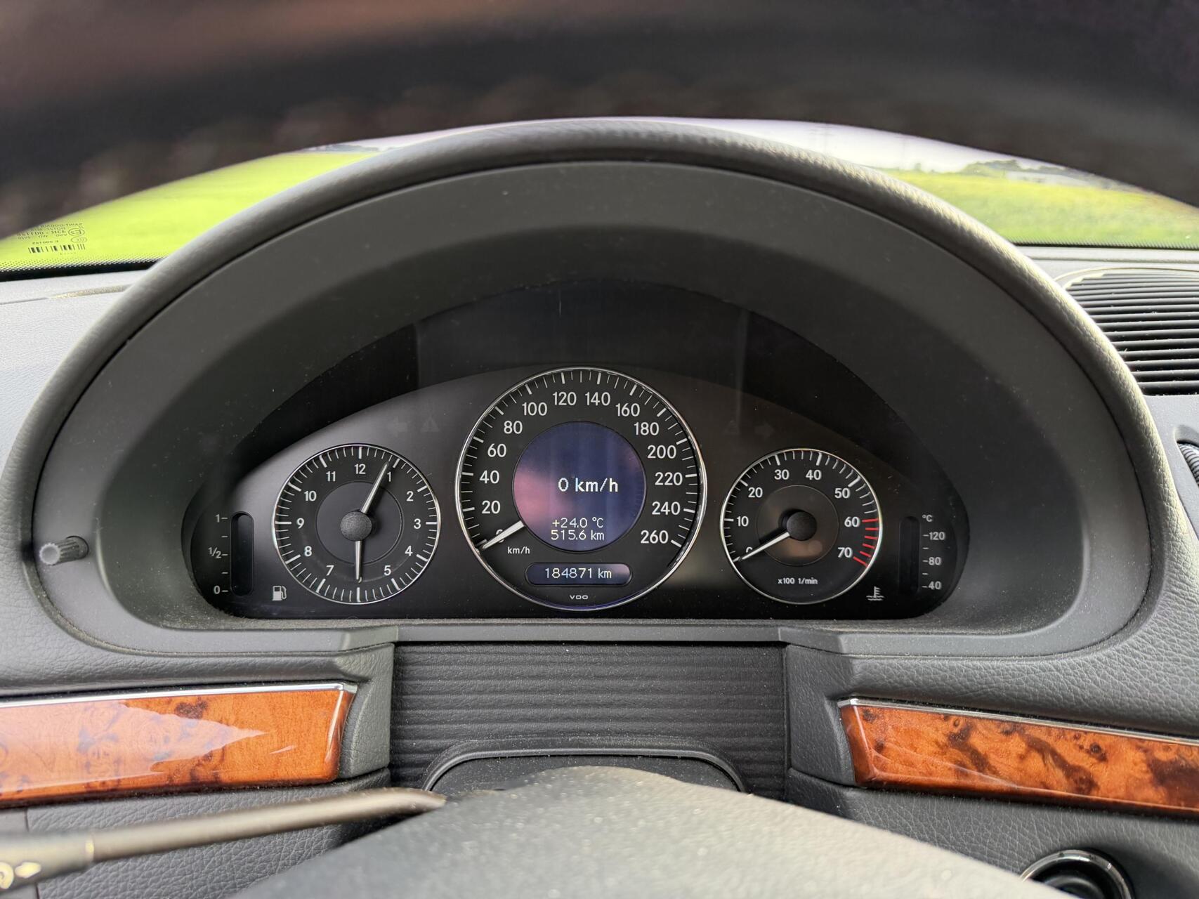 Foto van Mercedes-Benz E 240