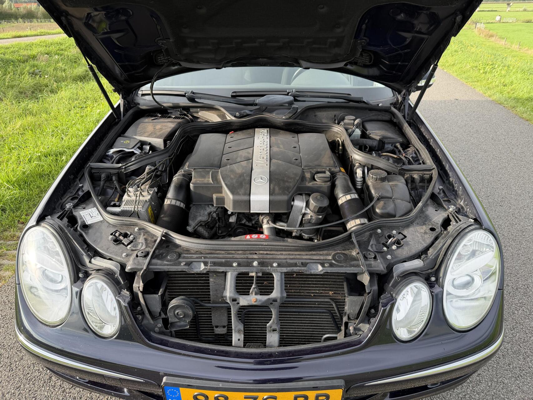 Foto van Mercedes-Benz E 240