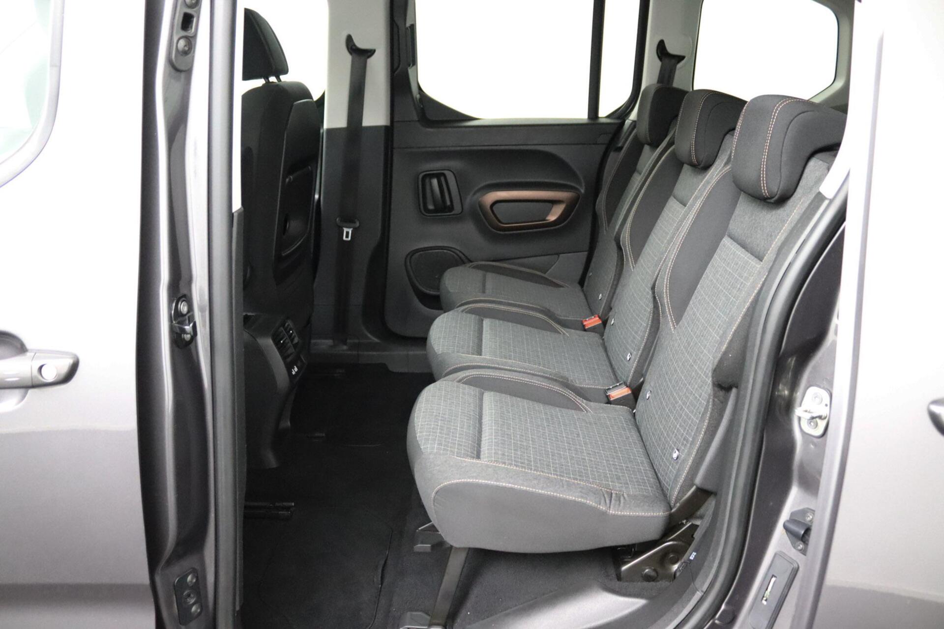 Foto van Peugeot Rifter