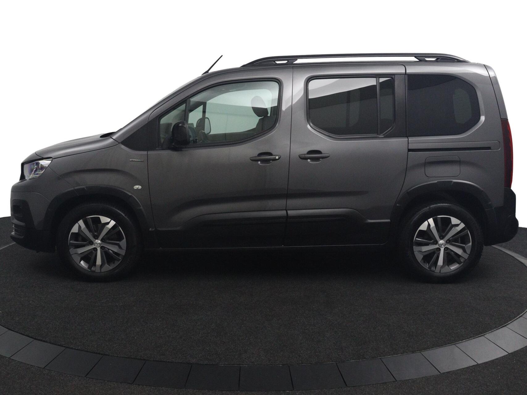 Foto van Peugeot Rifter