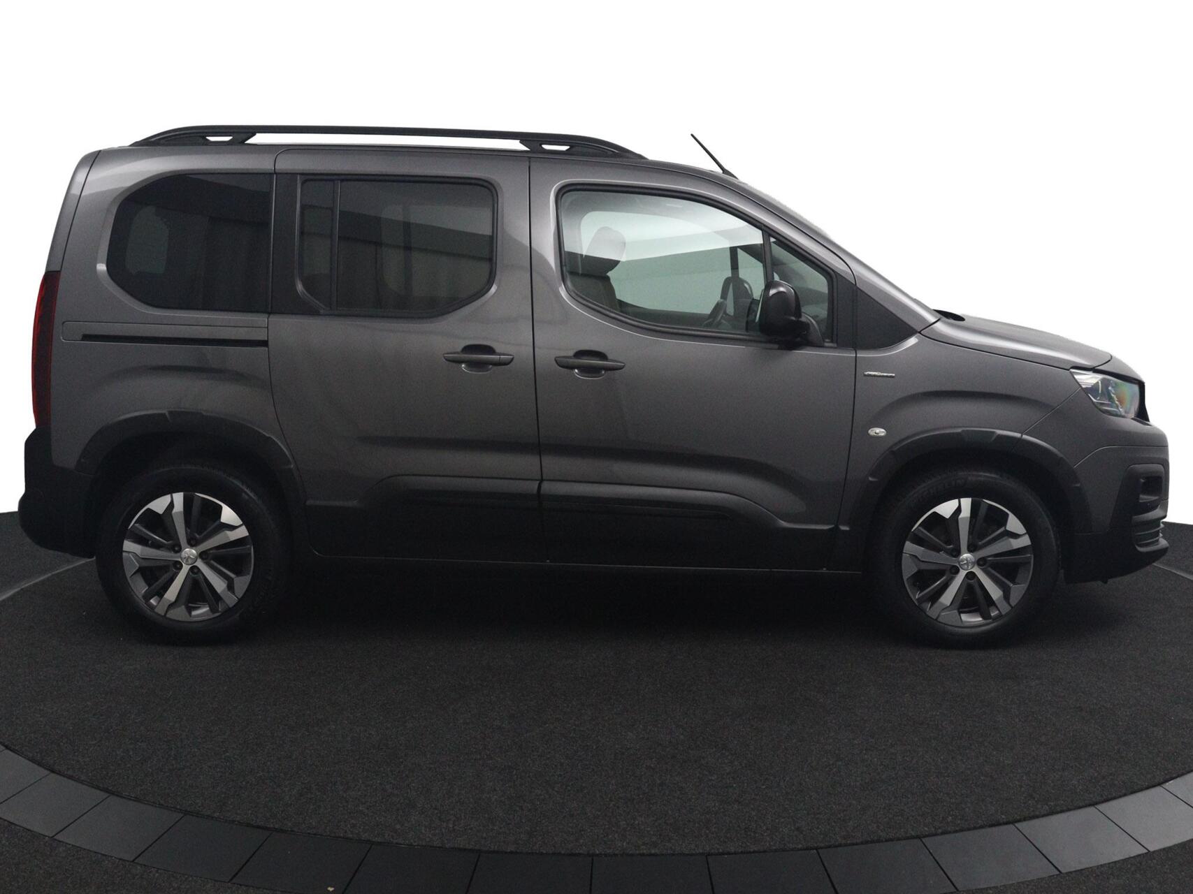Foto van Peugeot Rifter