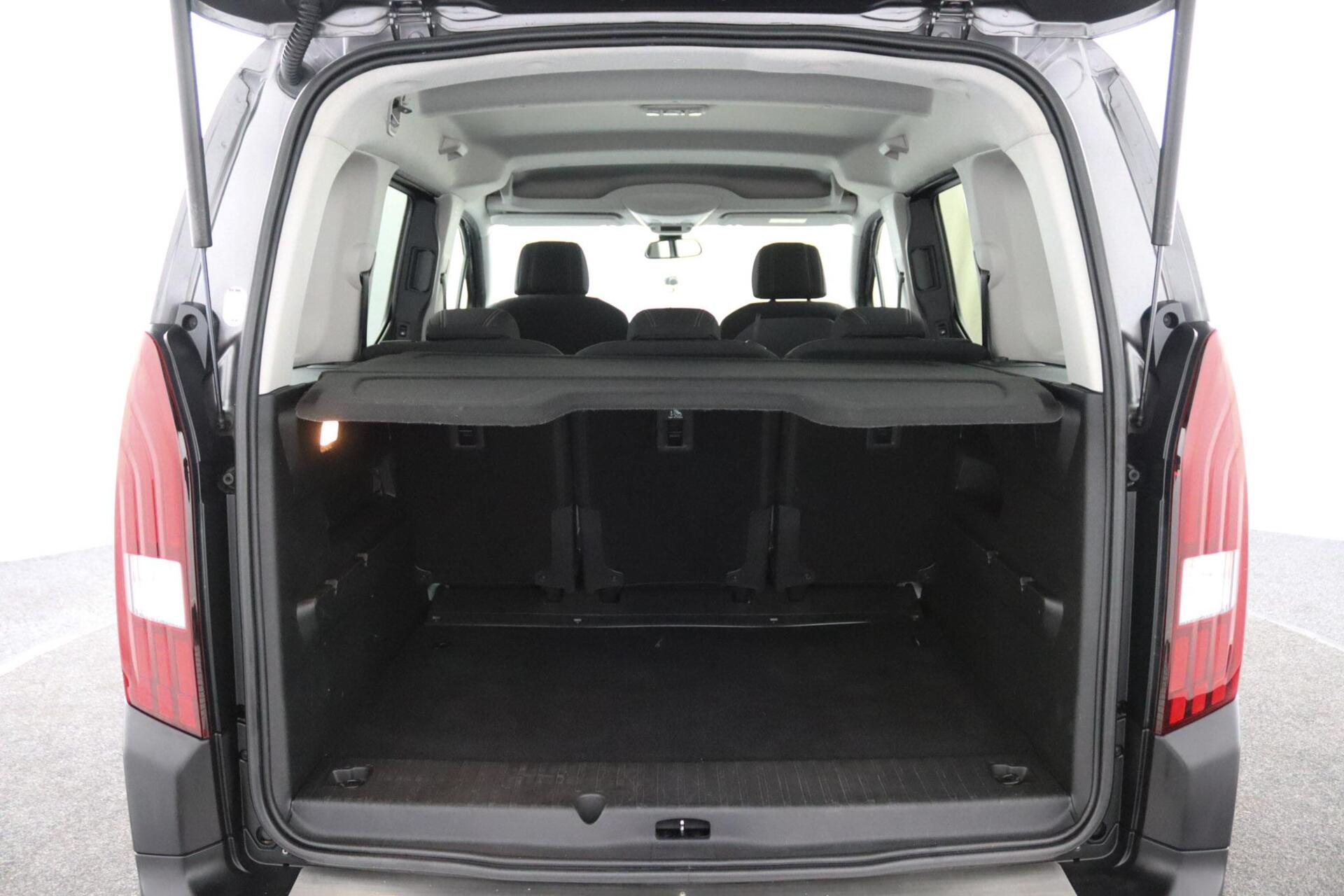 Foto van Peugeot Rifter