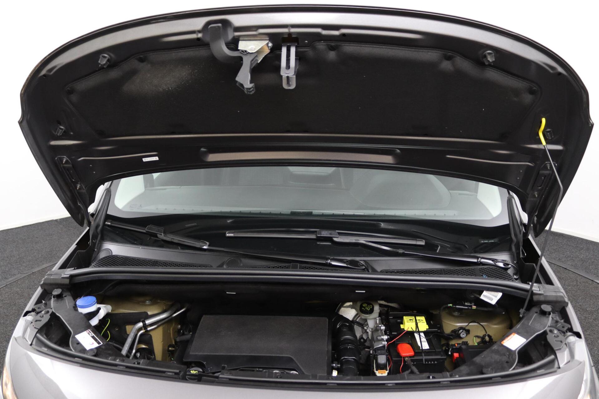 Foto van Peugeot Rifter