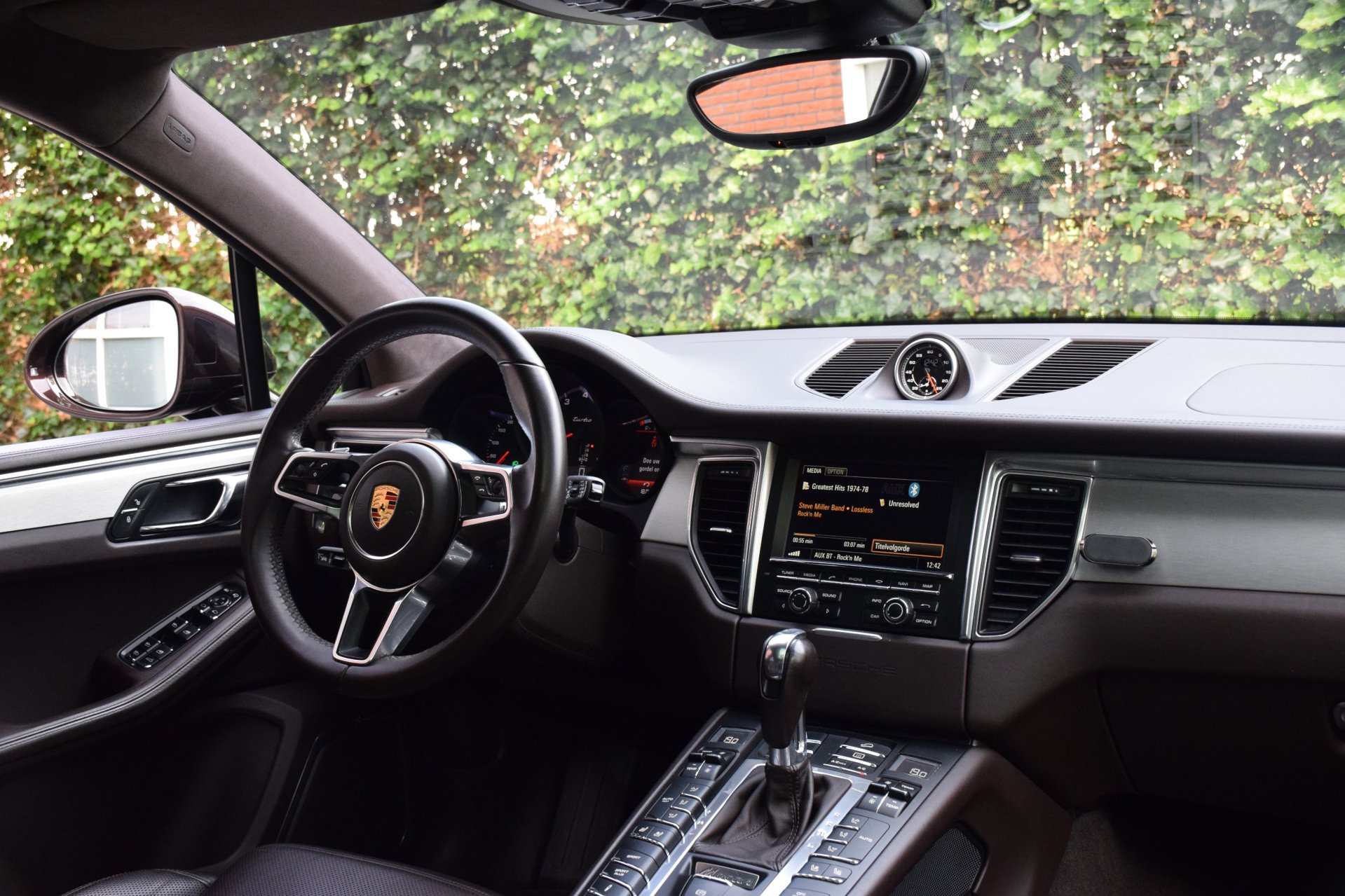 Foto van Porsche Macan Turbo