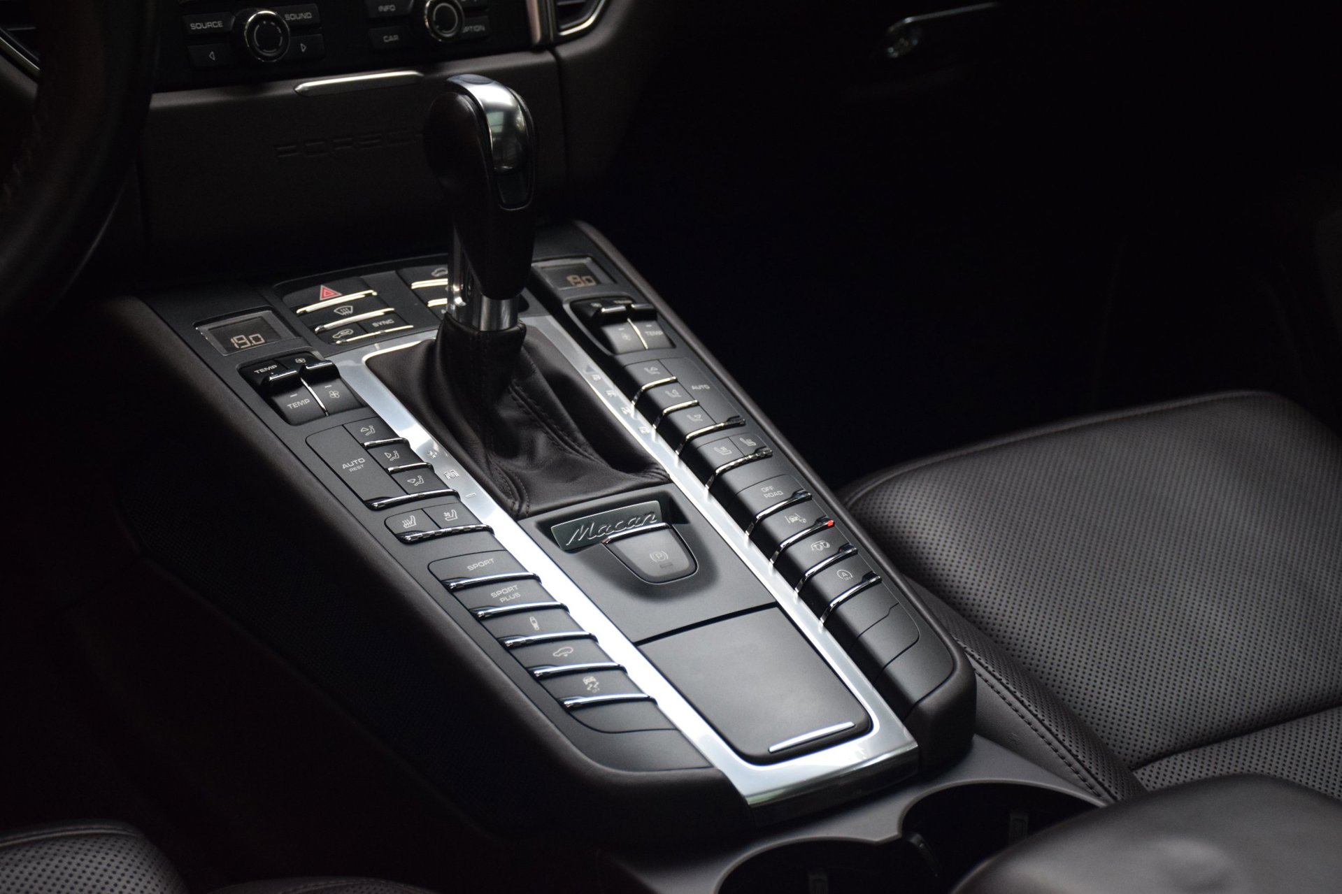 Foto van Porsche Macan Turbo