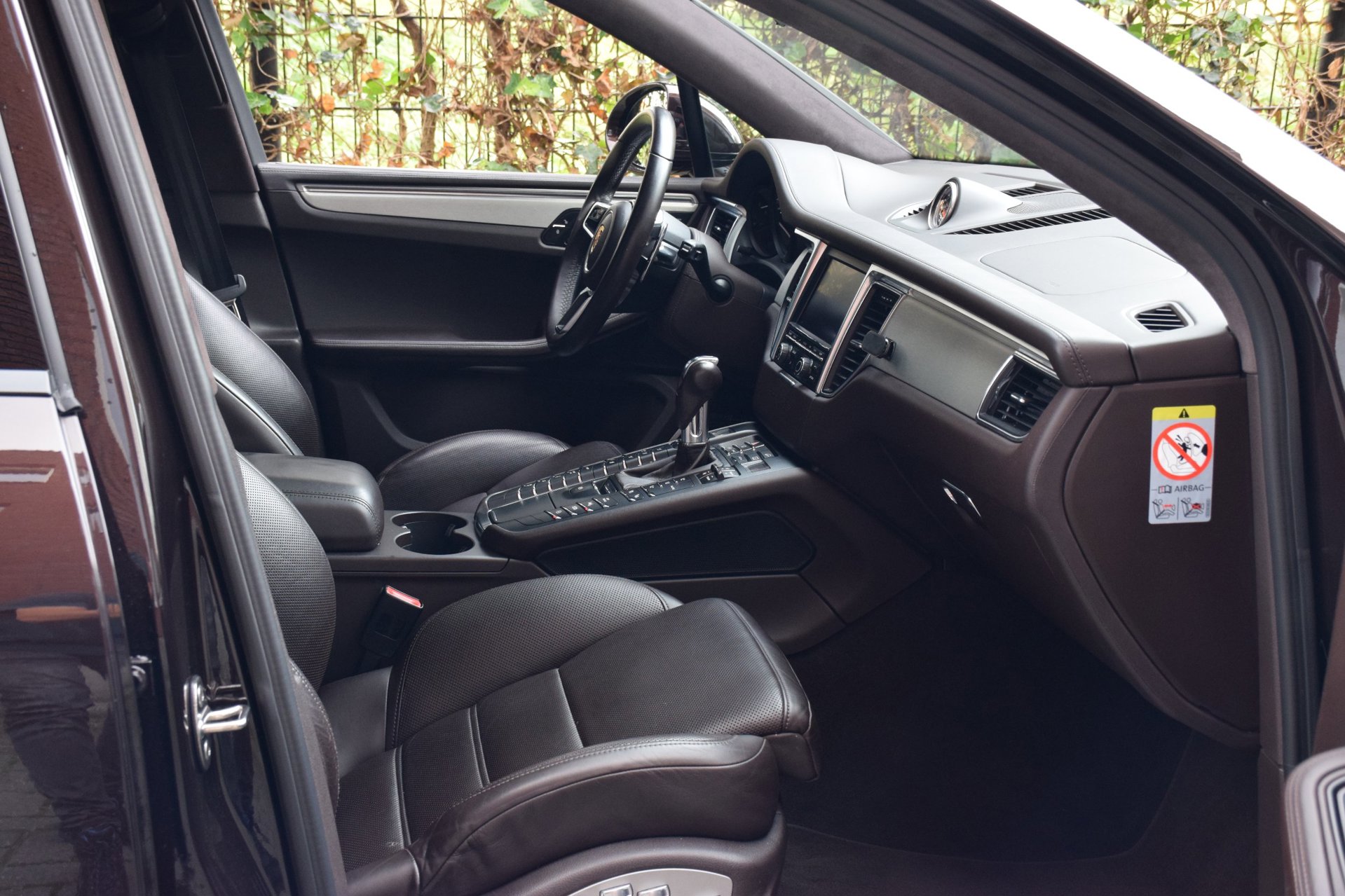 Foto van Porsche Macan Turbo