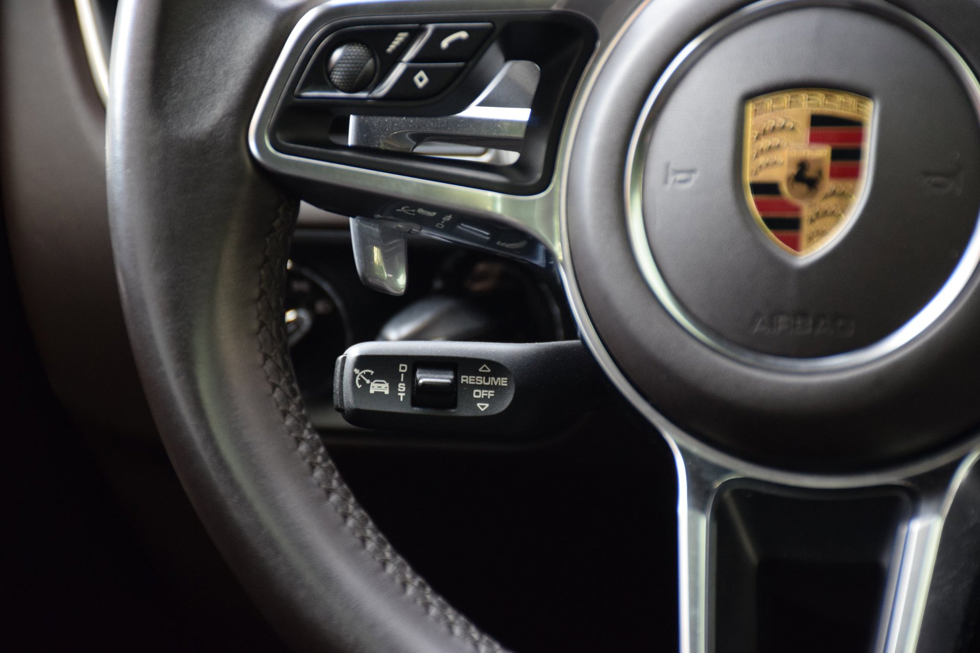 Foto van Porsche Macan Turbo