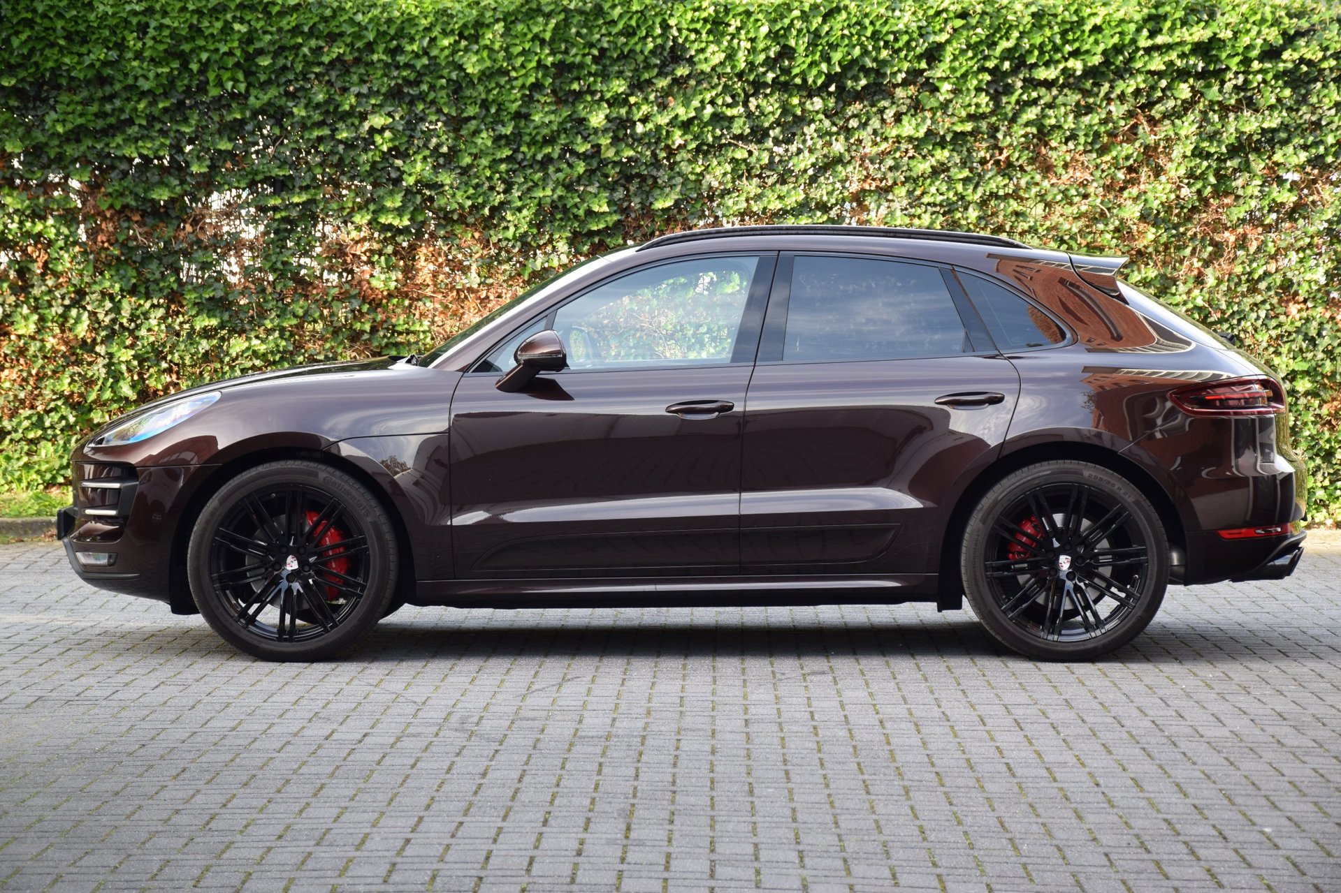 Foto van Porsche Macan Turbo