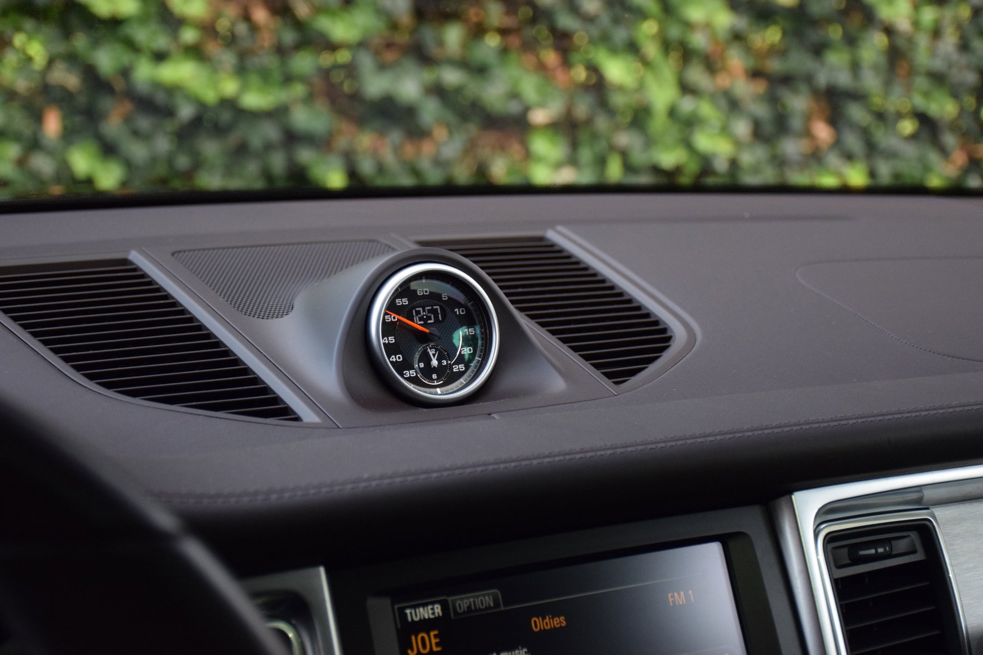 Foto van Porsche Macan Turbo