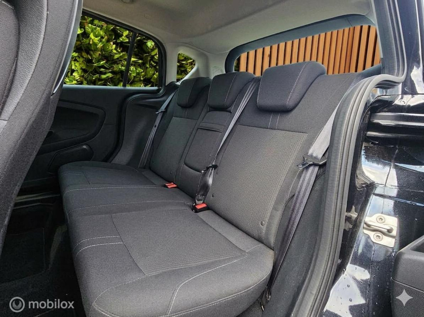 Foto van Ford B-max