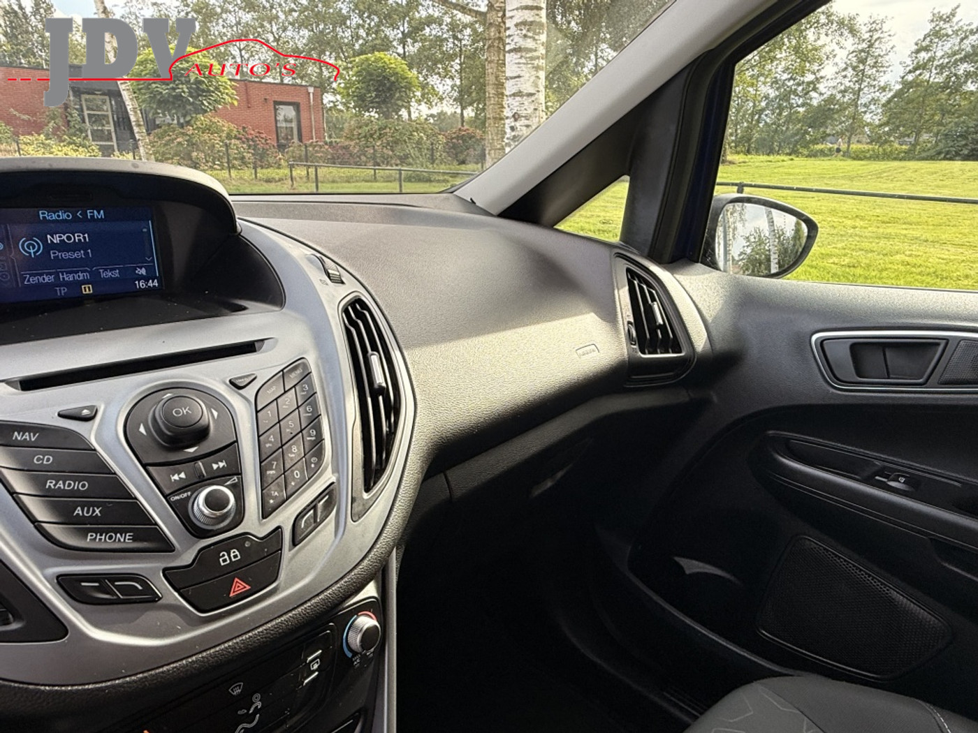 Foto van Ford B-max