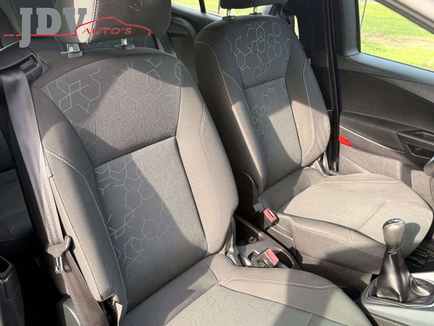 Foto van Ford B-max
