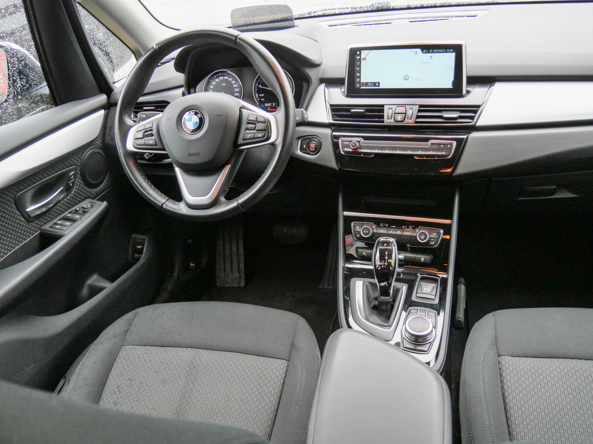 Foto van BMW 218i Active Tourer