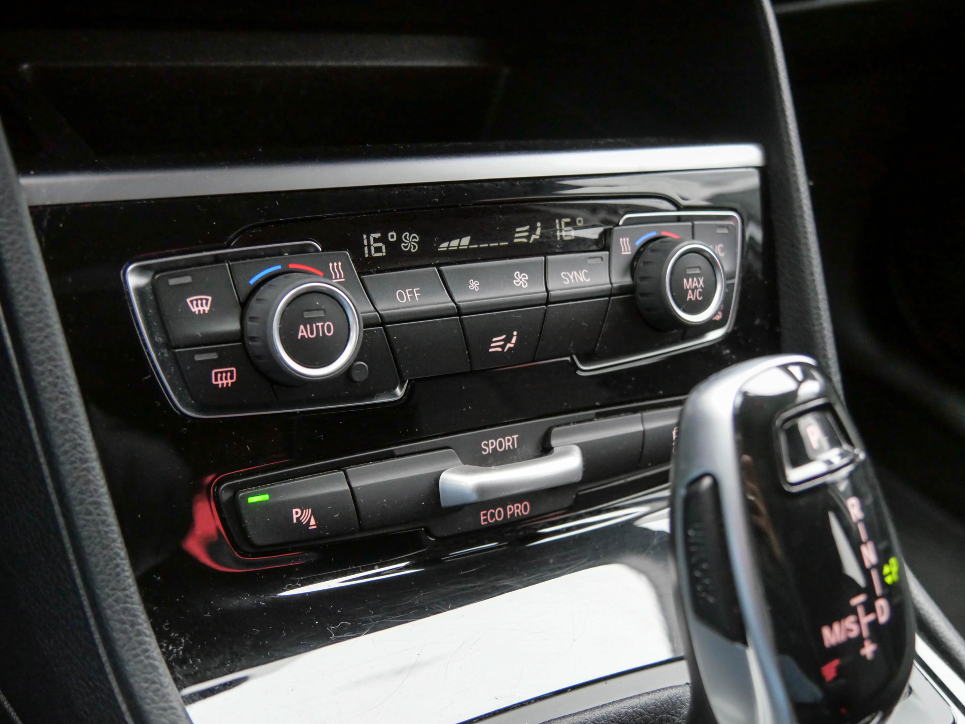 Foto van BMW 218i Active Tourer