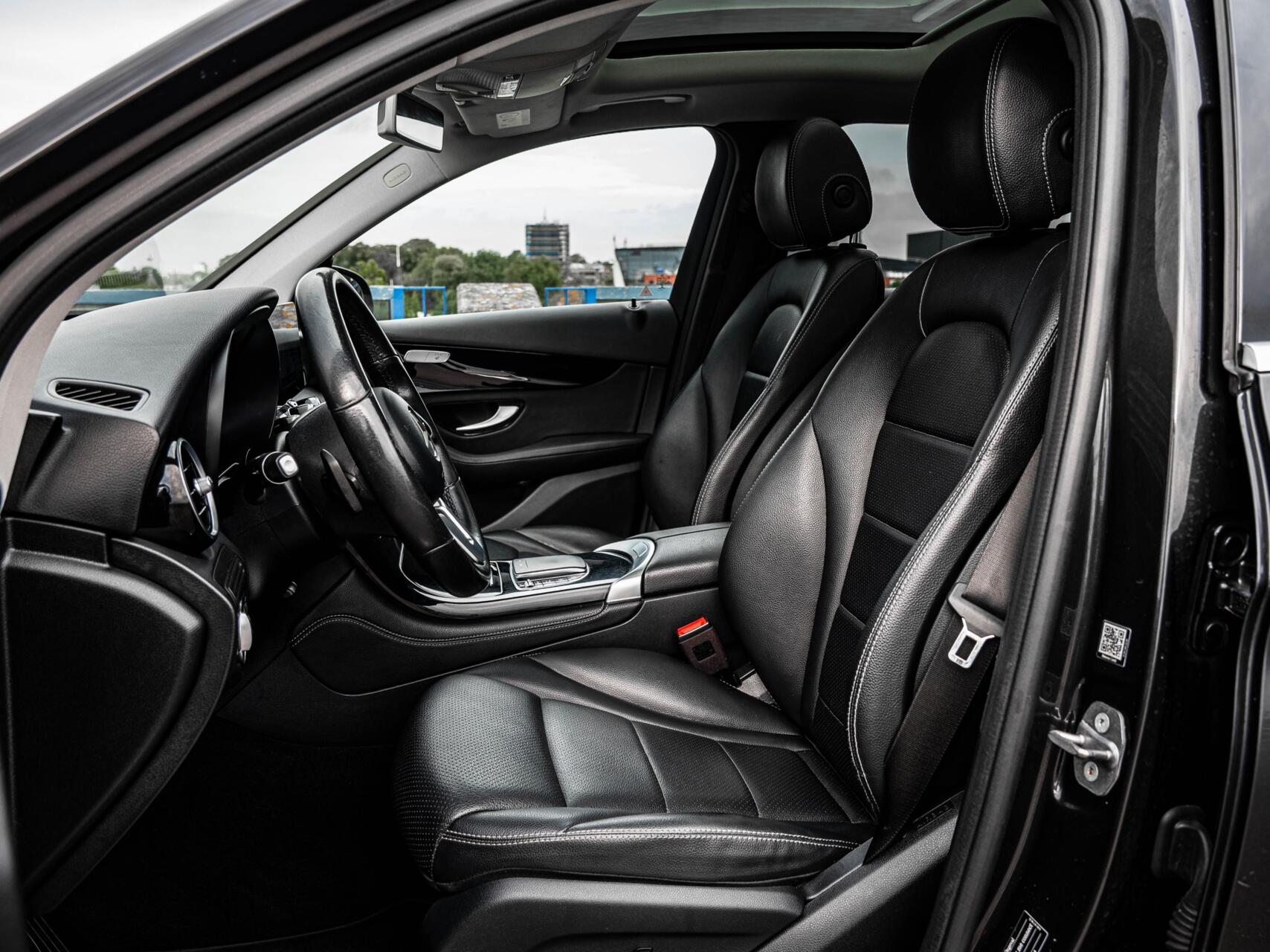 Foto van Mercedes-Benz GLC 200
