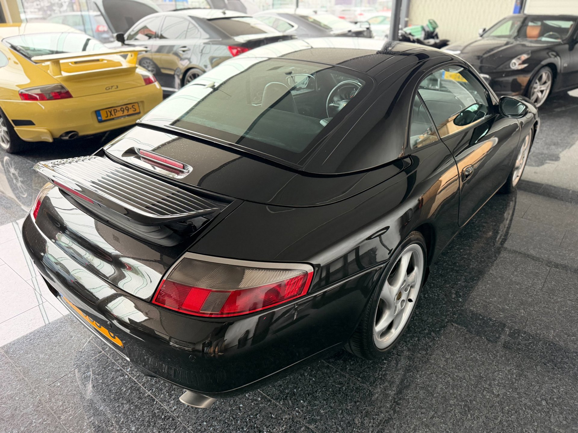 Foto van Porsche 911 Carrera