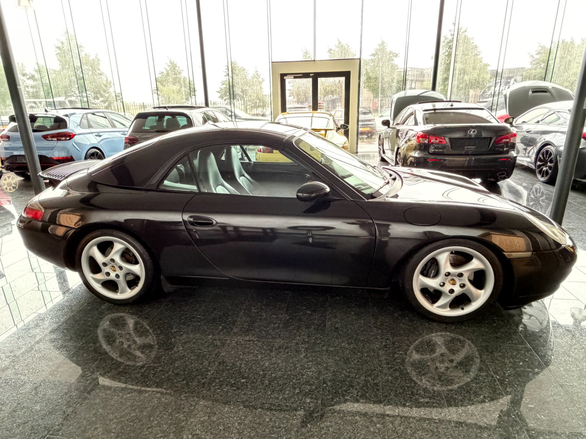 Foto van Porsche 911 Carrera