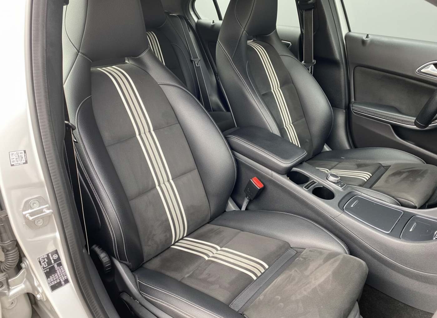 Foto van Mercedes-Benz A 180
