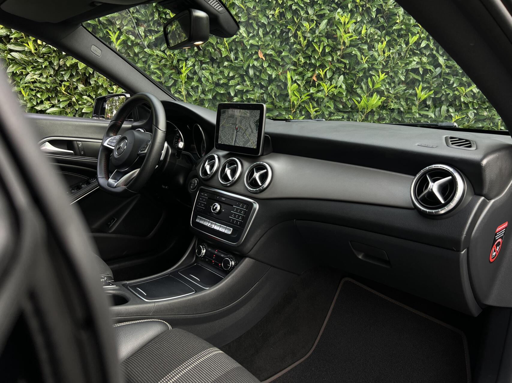 Foto van Mercedes-Benz Cla 200 D