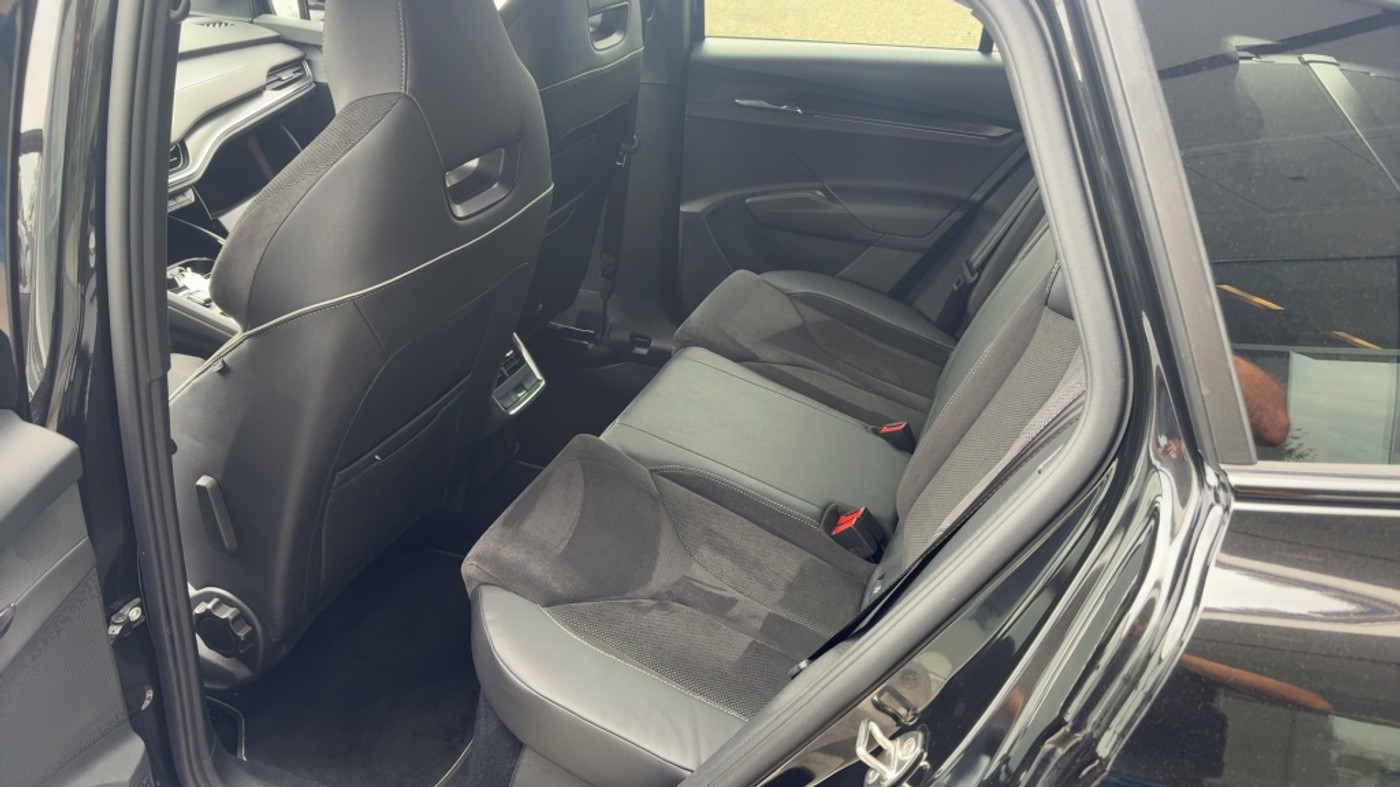 Foto van Skoda Enyaq 80