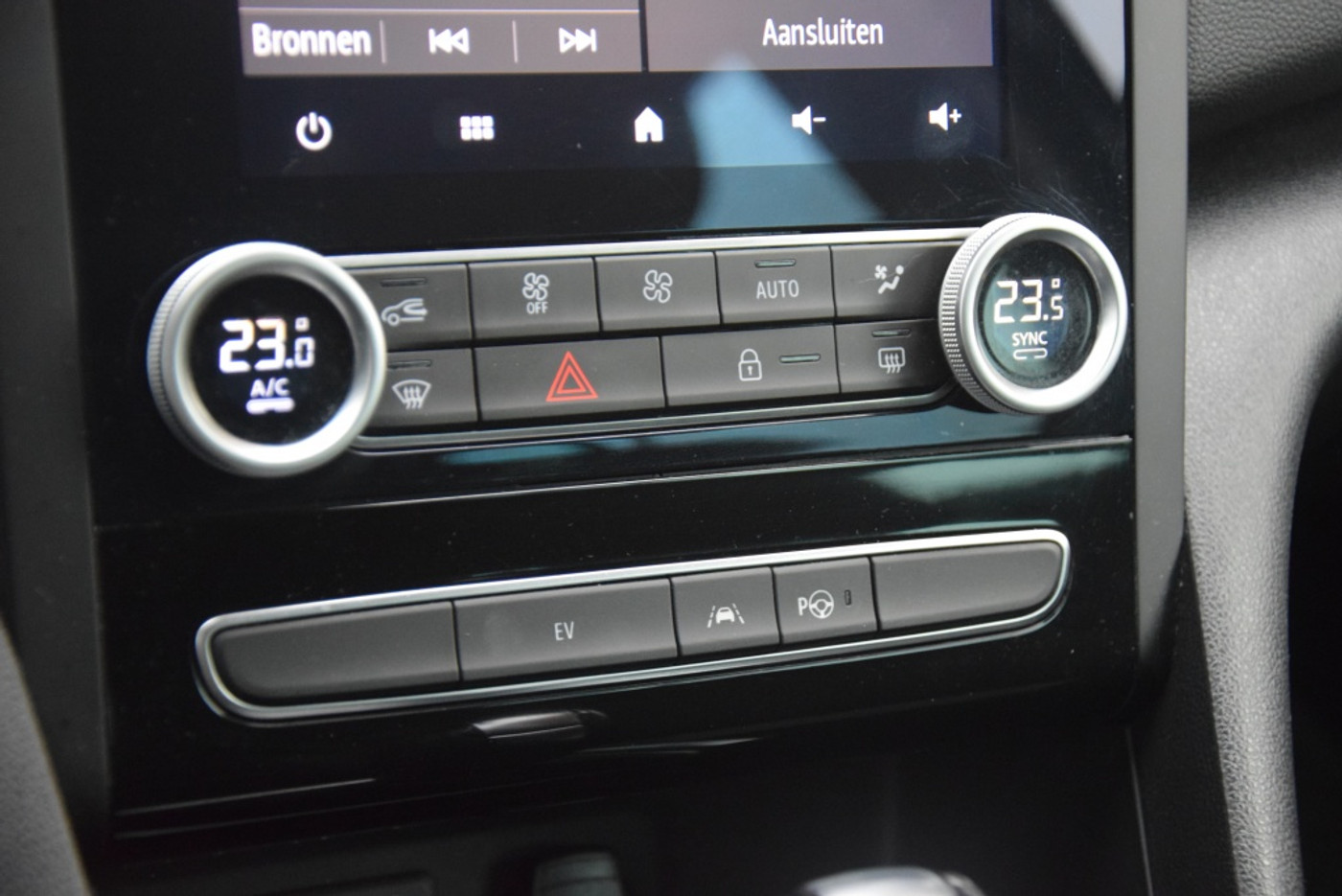Foto van Renault Megane E-tech Plug-in Hybrid