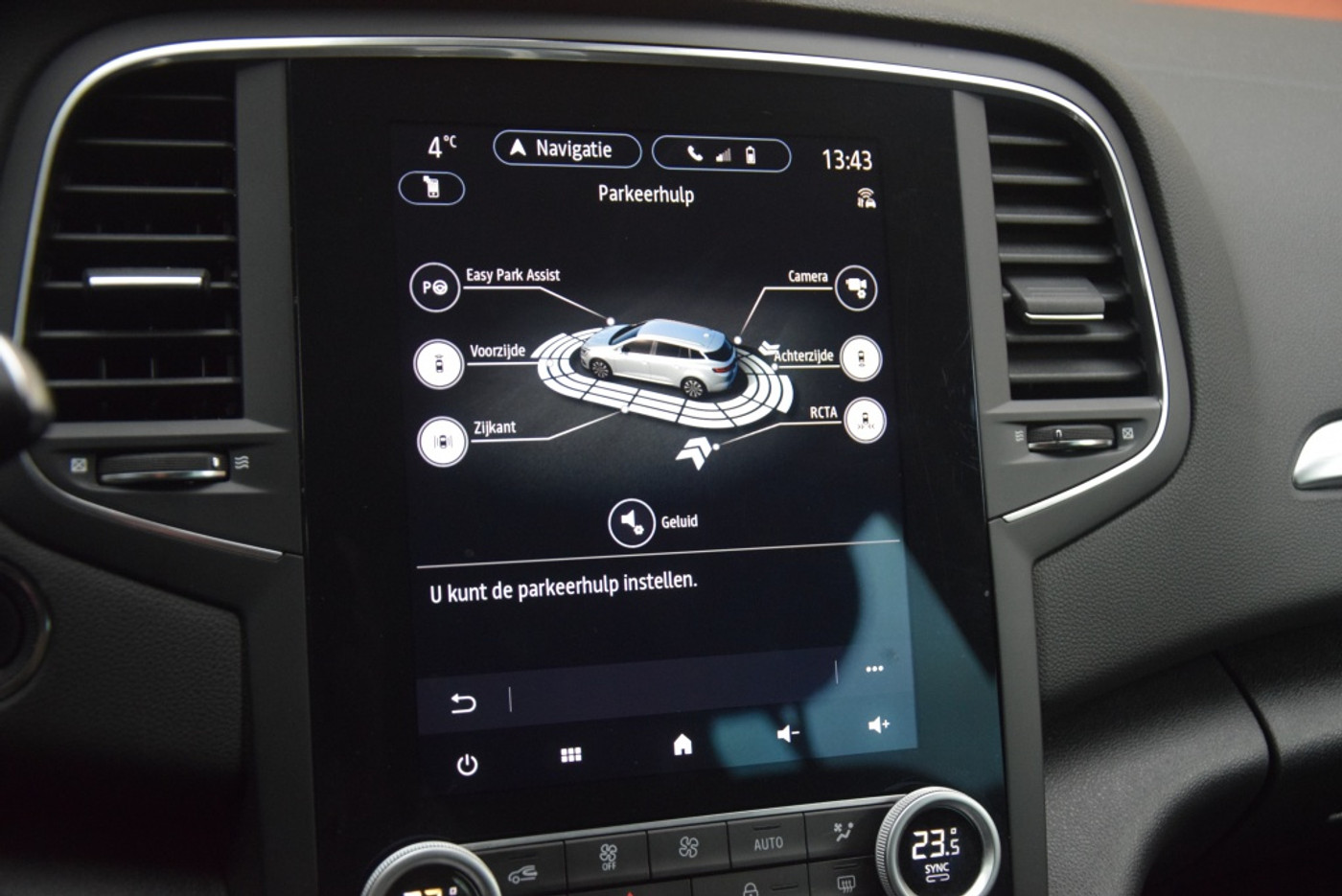 Foto van Renault Megane E-tech Plug-in Hybrid
