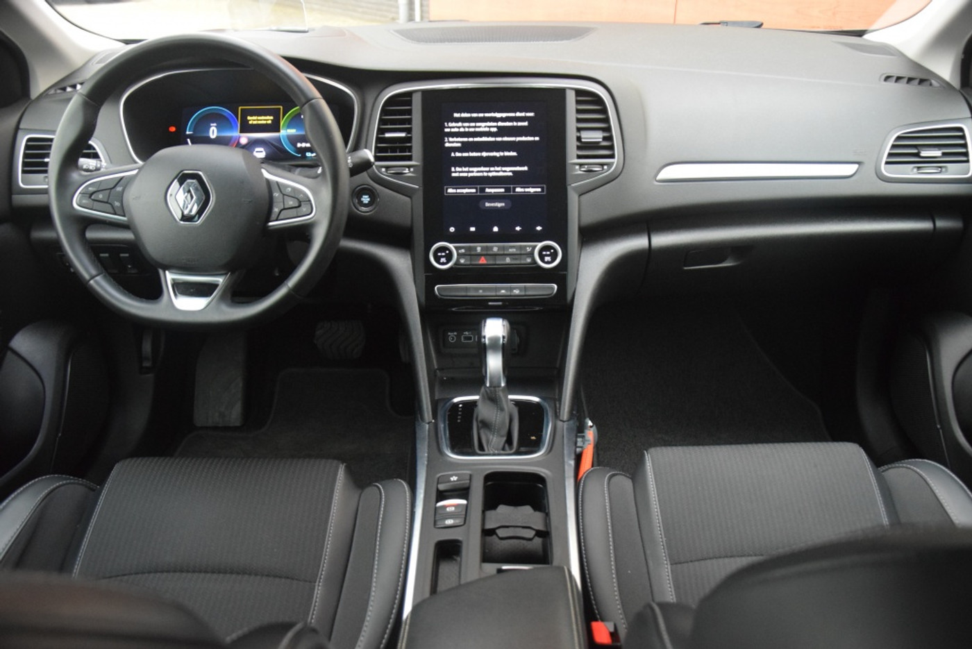 Foto van Renault Megane E-tech Plug-in Hybrid