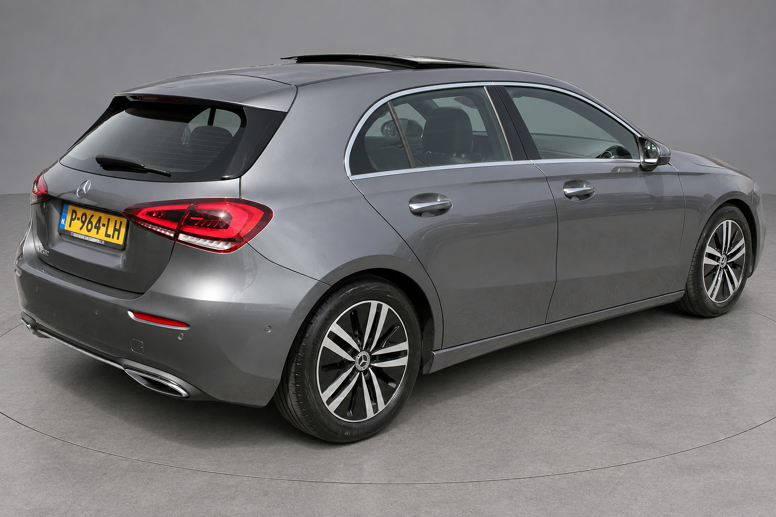 Foto van Mercedes-Benz A 200