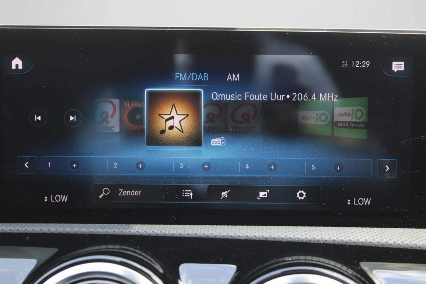 Foto van Mercedes-Benz A 200