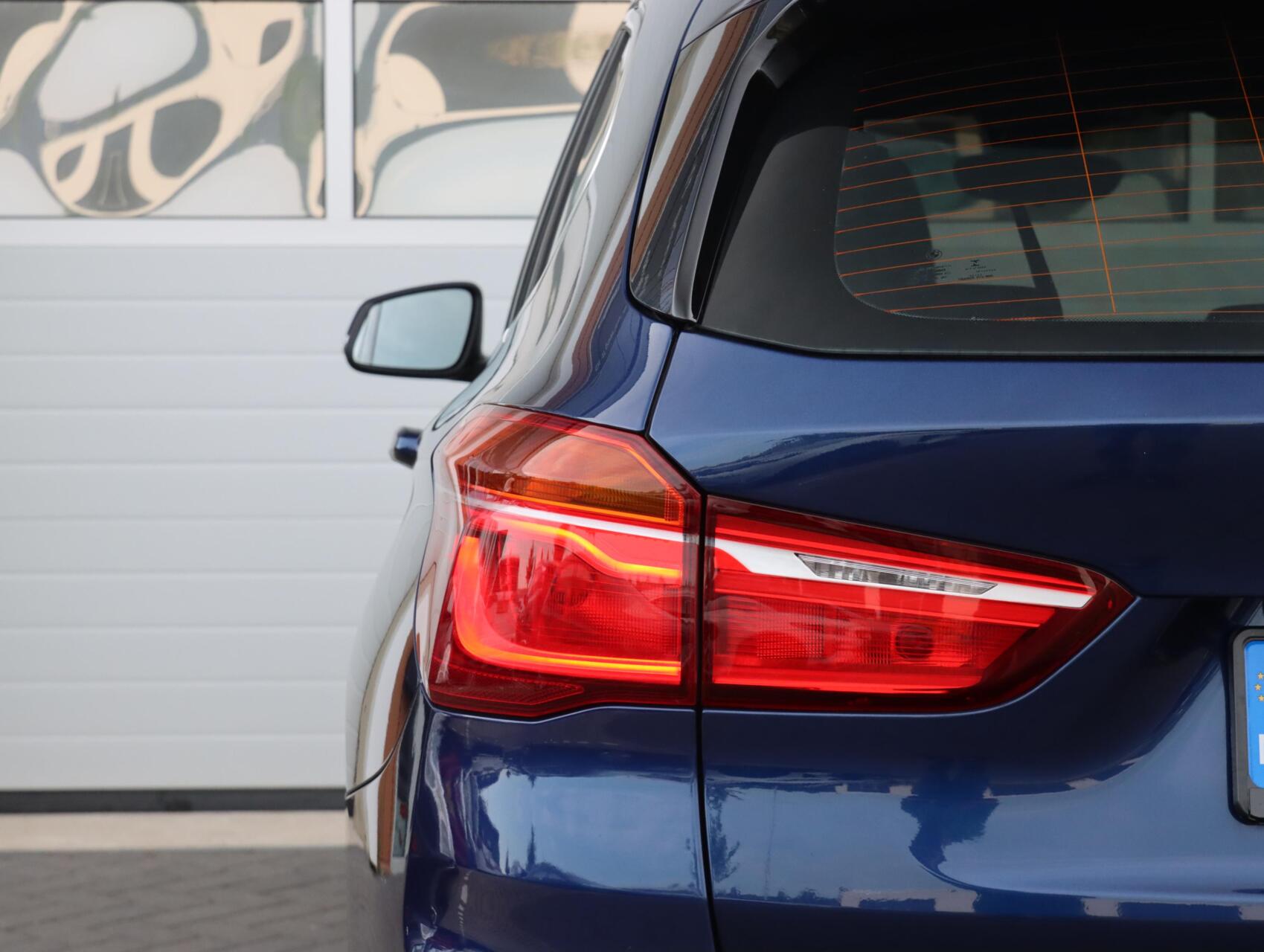 Foto van BMW X1 Xdrive20i