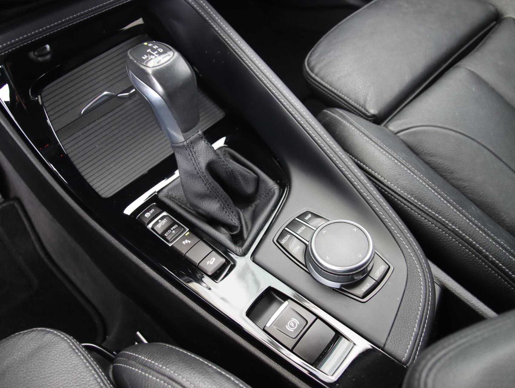 Foto van BMW X1 Xdrive20i