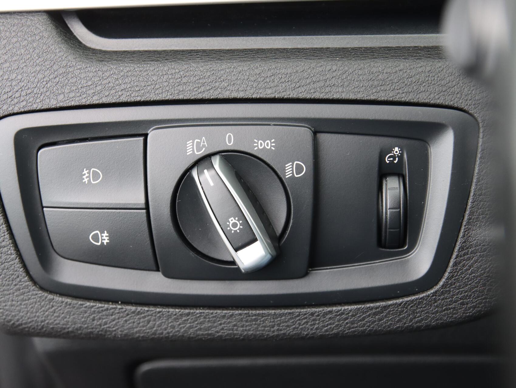 Foto van BMW X1 Xdrive20i