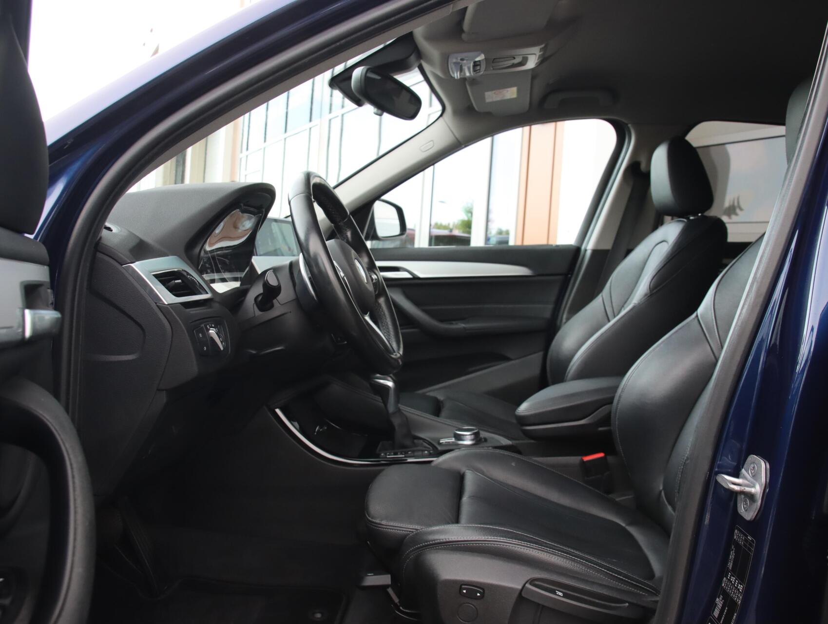 Foto van BMW X1 Xdrive20i