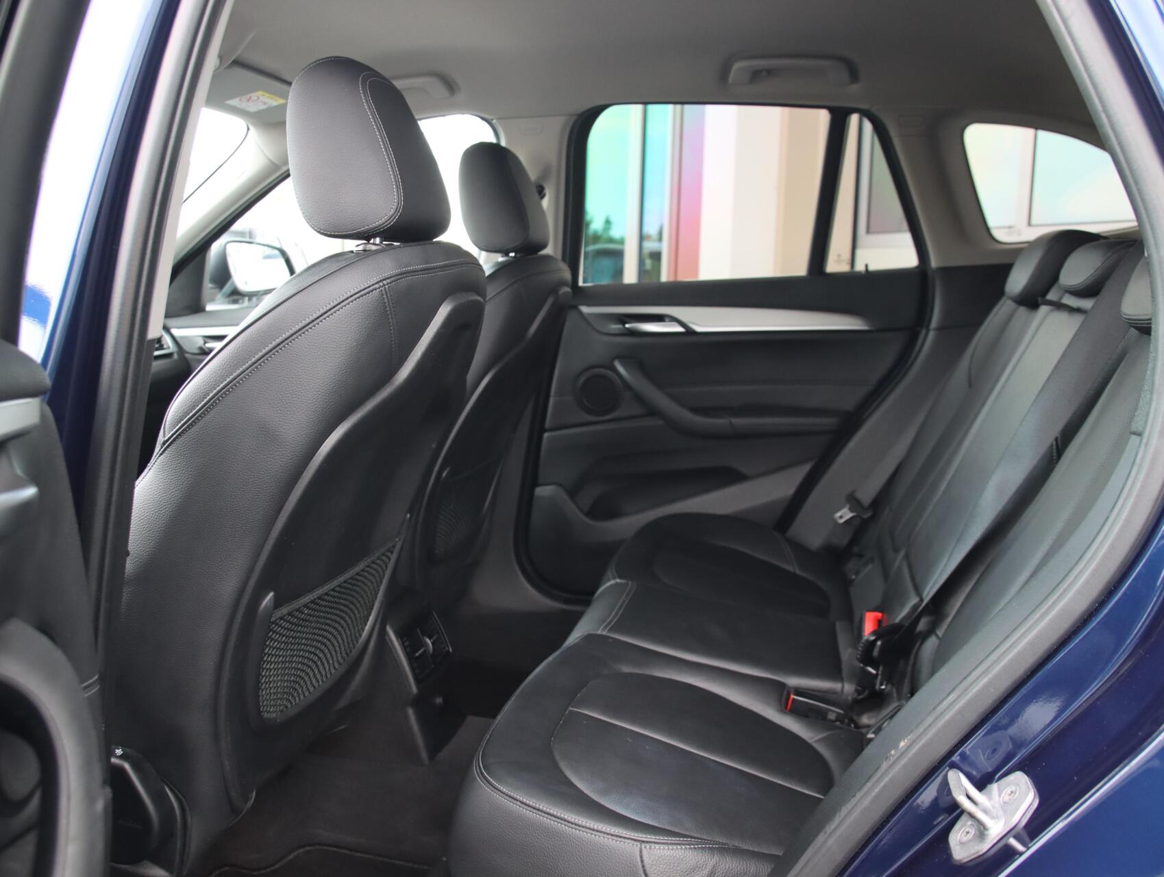 Foto van BMW X1 Xdrive20i