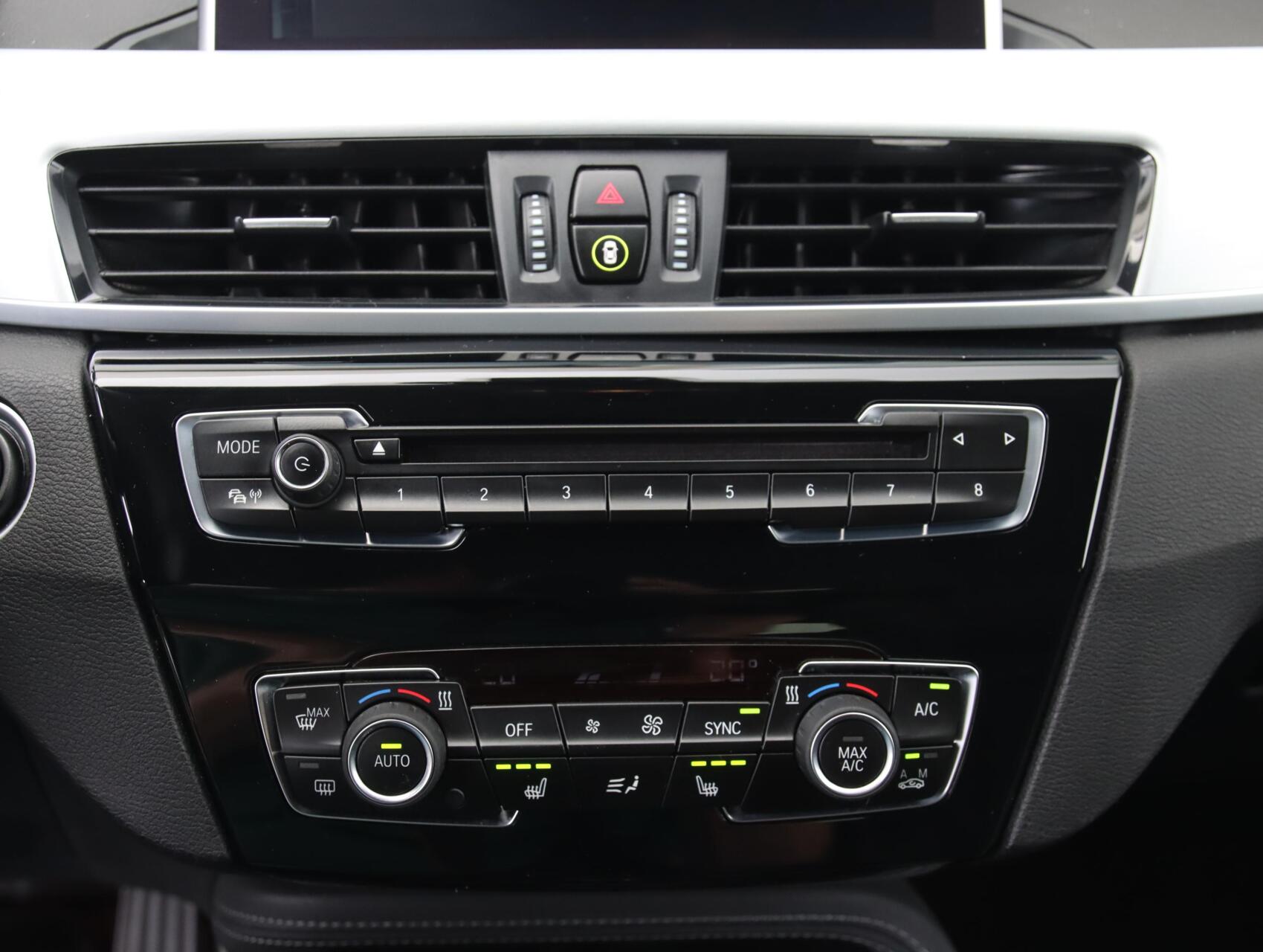 Foto van BMW X1 Xdrive20i