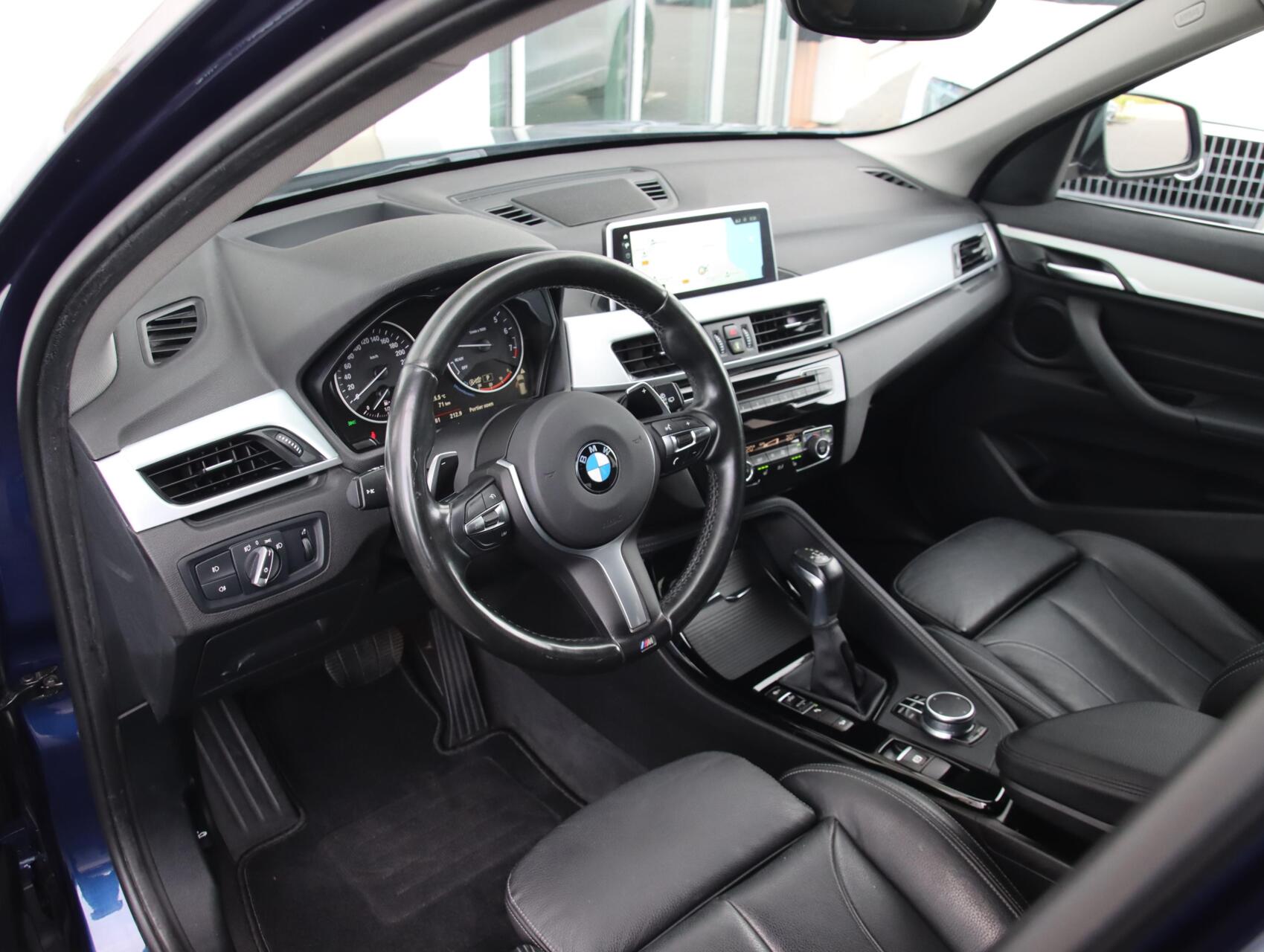 Foto van BMW X1 Xdrive20i