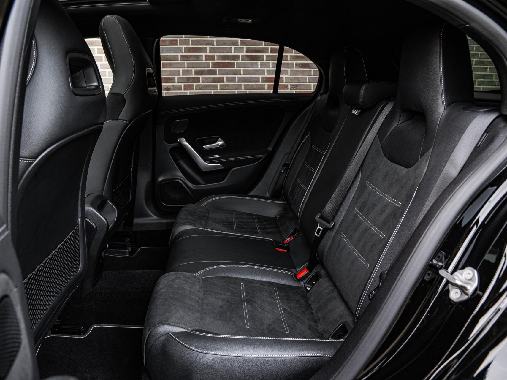 Foto van Mercedes-Benz A 200